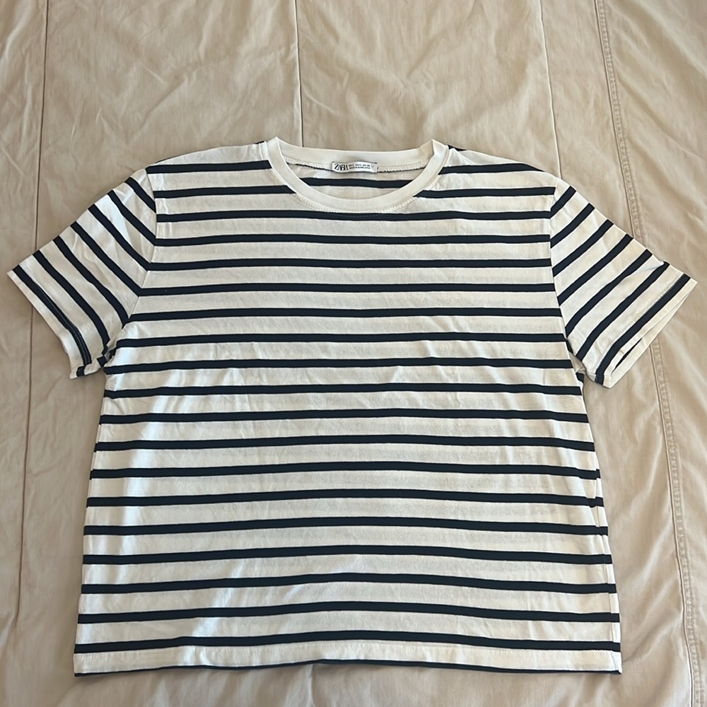 Zara women’s large stripped t-shirt